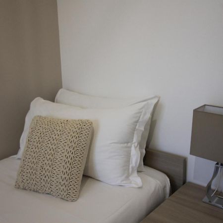Hq Aparthotel Milano Inn - Smart Suites チニゼッロ・バルサモ エクステリア 写真