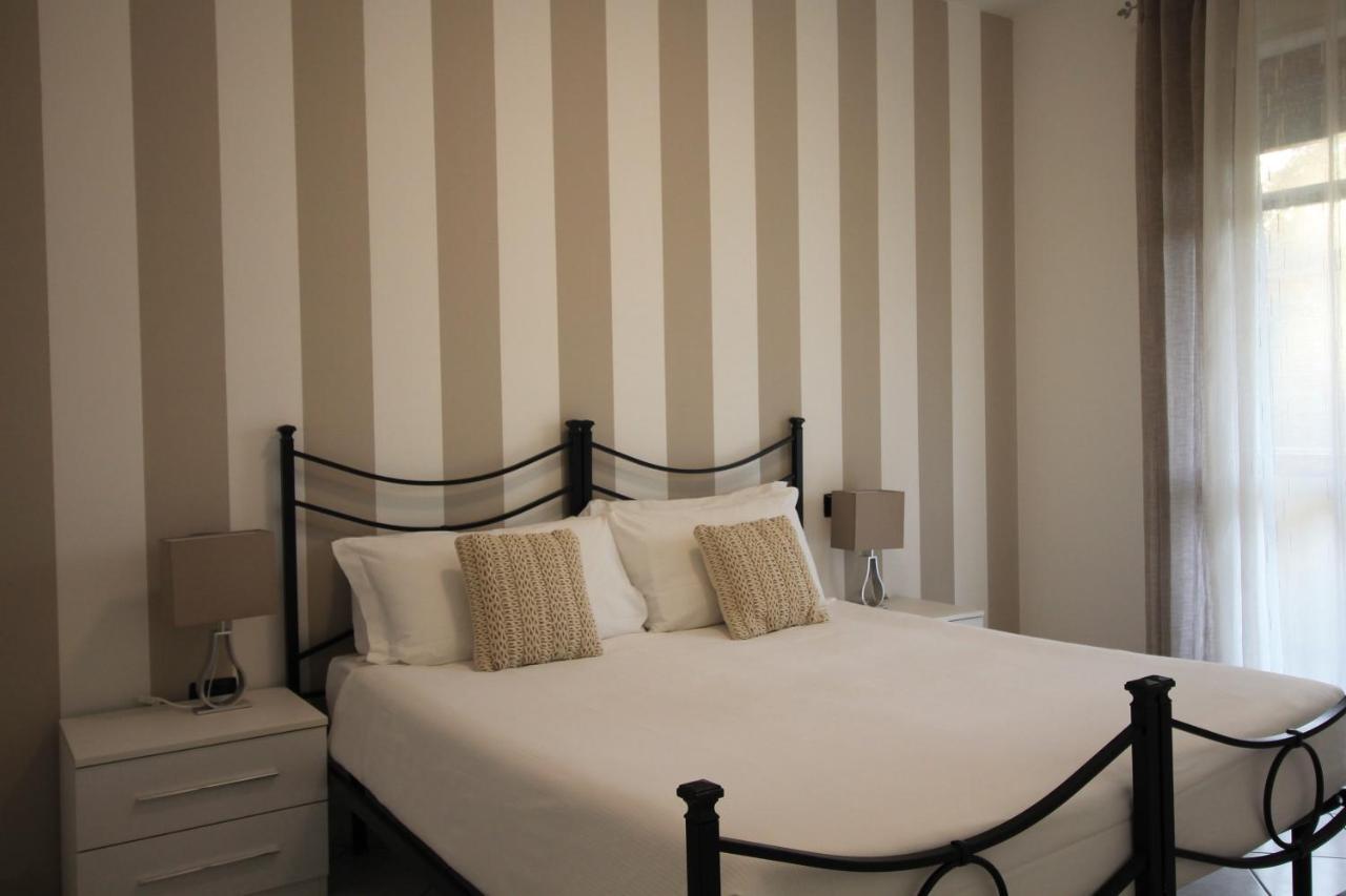 Hq Aparthotel Milano Inn - Smart Suites チニゼッロ・バルサモ エクステリア 写真