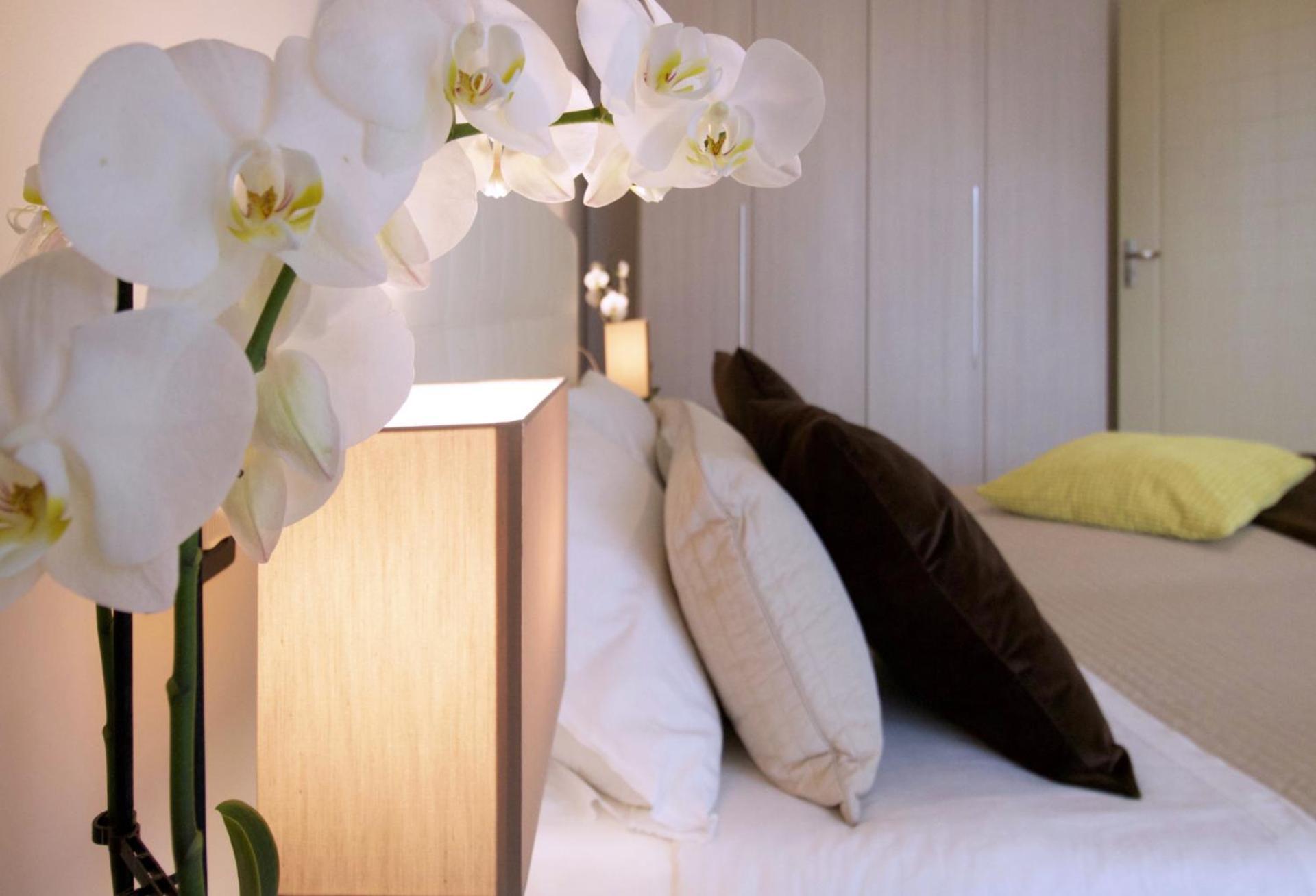 Hq Aparthotel Milano Inn - Smart Suites チニゼッロ・バルサモ エクステリア 写真