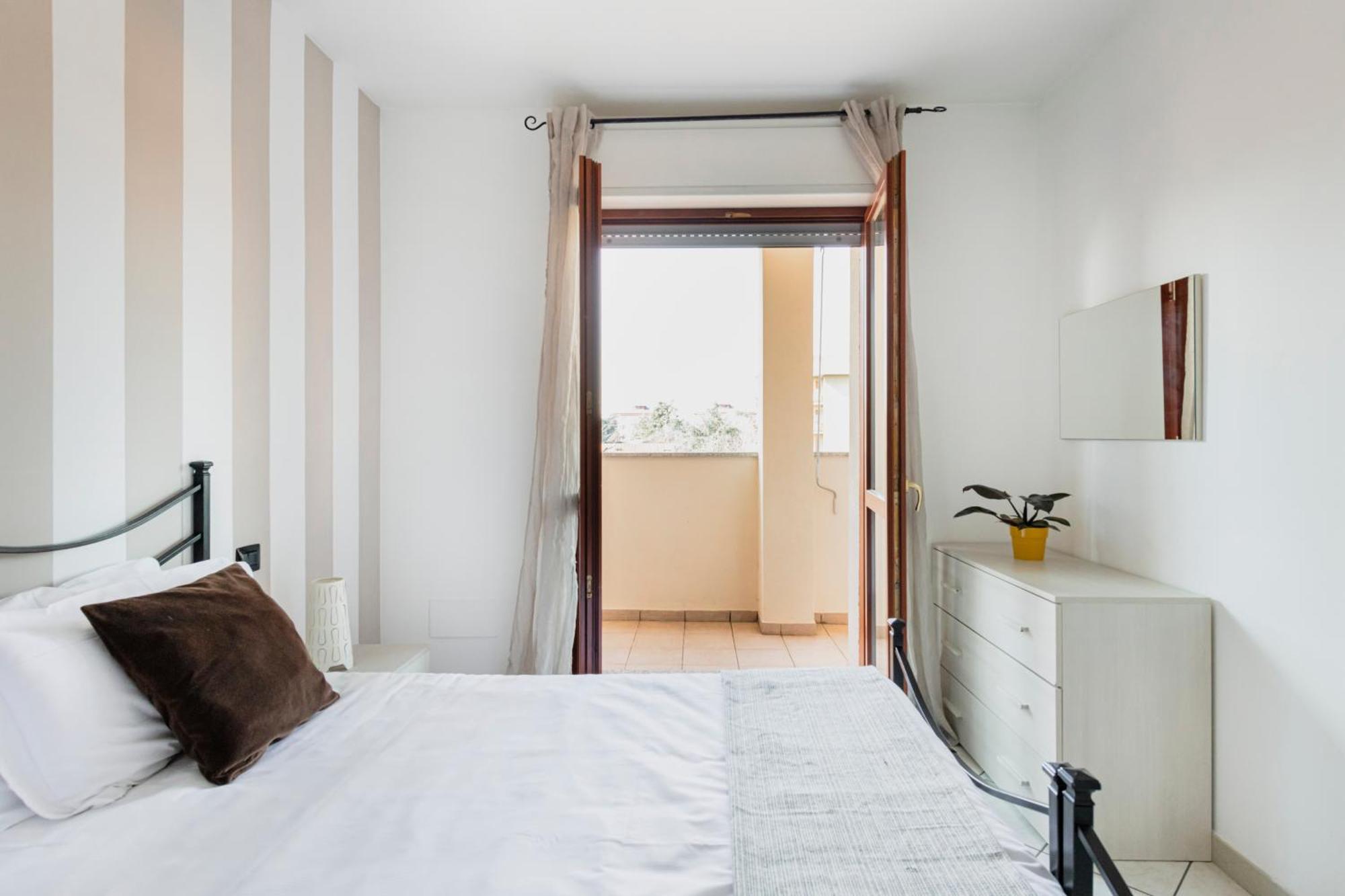 Hq Aparthotel Milano Inn - Smart Suites チニゼッロ・バルサモ エクステリア 写真